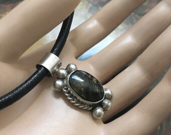 Mexico 925 Sterling Silver Pendant Necklace – Black Leather Cord – Dark Art Glass Stone – 1980s