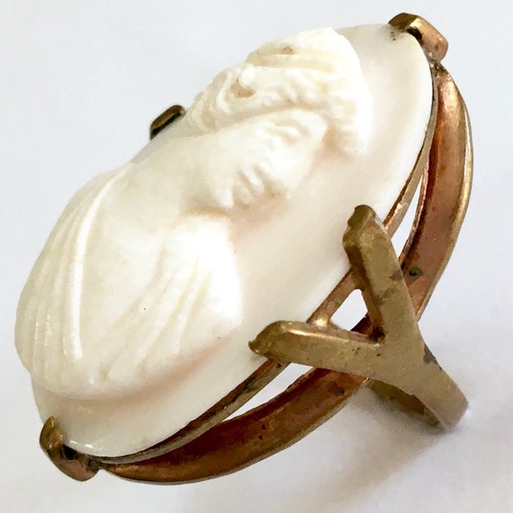 Large Carved Shell Cameo Ring – Pale Pink Portrai… - image 4