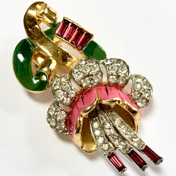 Coro Fuchsia Enamel Camellia Dress Clip Brooch – R