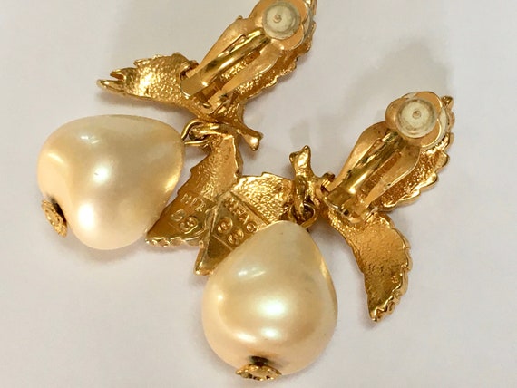 Auth Vintage CHANEL CC Logo Pearl Drop Dangle Earrings White/Gold 1993 Used  F/S