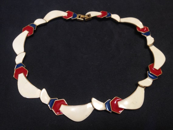 Art Deco Style Monet Enamel Choker Necklace – Red