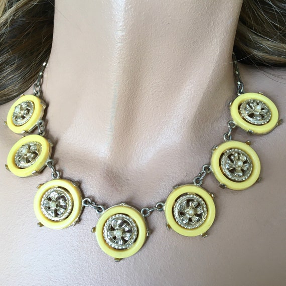 Floral Yellow Lucite Linked Necklace – Ornate Rou… - image 3