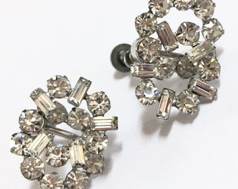 Crystal Rhinestone Screw Back Earrings – Sparkling Double Circles Shape With Baguettes – 1950s