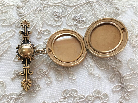 WINARD Gold Filled Locket Lapel Pin – Floral Etch… - image 3