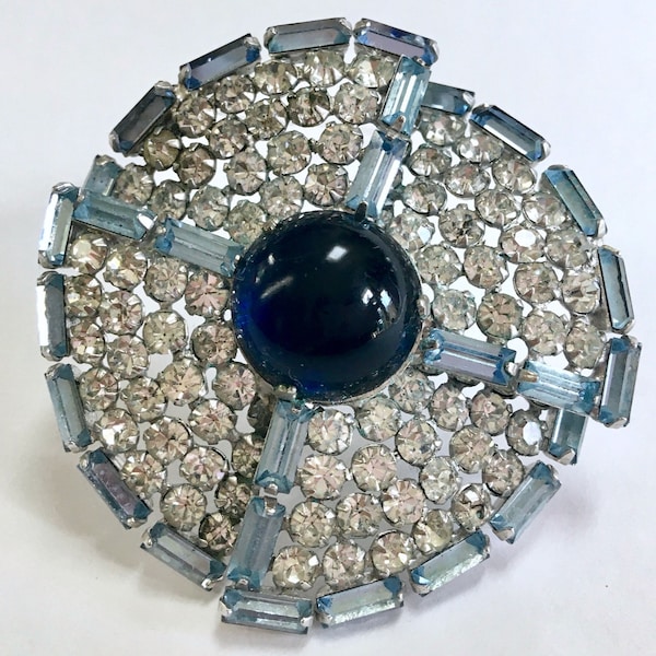 Fancy Tiered Baguette Pinwheel Brooch – Big Sapphire Blue Cabochon & Layered Rhinestones – Rhodium Plate – 1950s