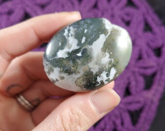 Moss Agate Palmstone Polished Healing Stones Gallet Crystal Palm Stone India
