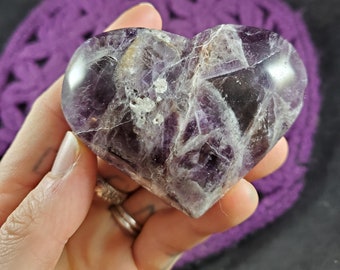 Chevron Dream Amethyst Heart Shaped Crystal Polished Healing Stones Carving dark light purple banded quartz carved