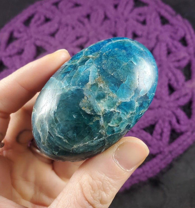 Blue Apatite Palmstone Gallet Crystal Stones Crystals Palm stone Natural shimmer gemmy blue throat chakra image 5