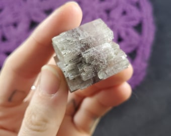 Grappe de cristaux d'aragonite violette Pierres d'Espagne Cristaux espagnols Extraterrestres bruts pierre étrange or brun minéral étoile hérissée