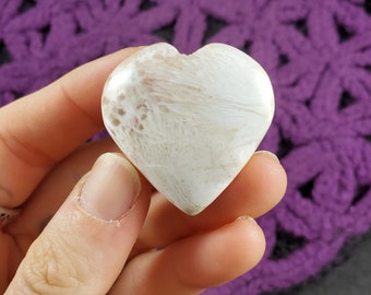 Peach Stilbite and Scolecite Heart Crystal Polished Stones Crystals Natural pale orange white zeolite Unique India heart shaped carving