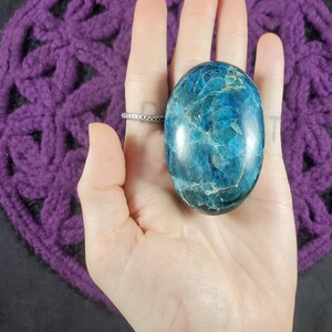 Blue Apatite Palmstone Gallet Crystal Stones Crystals Palm stone Natural shimmer gemmy blue throat chakra image 8