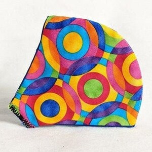 Masque de visage filtré multicolore pyschodelic lavable et réutilisable taille adulte