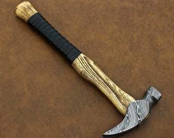 Handcrafted Wooden Handle Claw Hammer with Damascus Steel Head, Rustic Carpenter Tool, Gift for woodworkers, Tool gift for him,