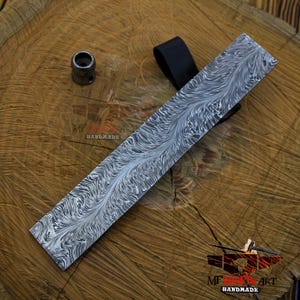 Barra de acero de Damasco hecha a mano, con diseño de plumas de árbol, para la fabricación de cuchillos.