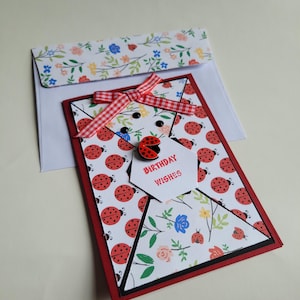 Personalizza, Personalizza, Coccinella; biglietto, fatto a mano, compleanno, spedizione gratuita con 35p braccialetto coccinella gratuito, ragazza, signora