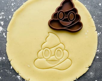 Cortador de galletas con forma de caca. Molde para galletas con forma de caca.