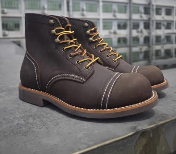 Vintage 90s Made Italy Mens 11 Leather Brogue Cap Toe Work Boots Brown Brassboot Shoes Mens 9 Brown Cap Toe Oxford Brogue Made In  main image 2