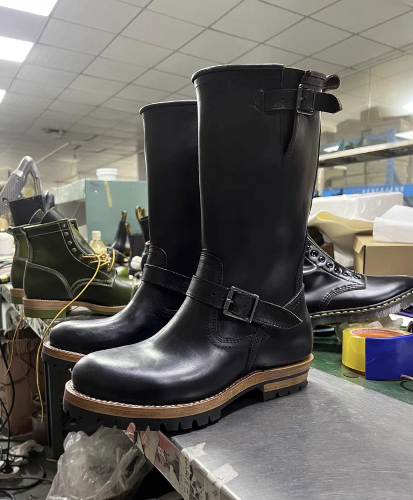 Engineered boots - Etsy 日本