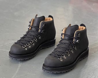 Handmade Goodyear Genuine Leather Mountain Work Boots Unisex Round-Toe Thick-Sole Retro