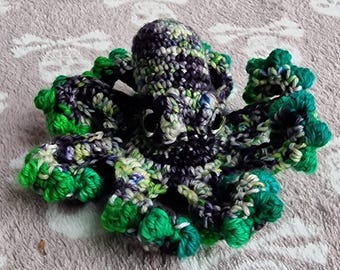 Pulpo amigurumi de crochet: peluche hecho a mano