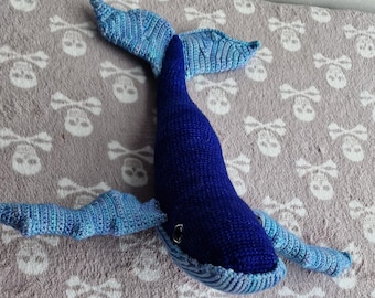 Ballena Azul de Lana Merino - Peluche Amigurumi