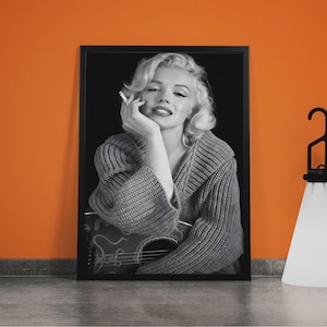 Marilyn Monroe Poster: Black and White Vintage Photography Print