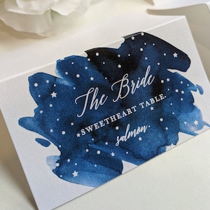 Cartões de assentos de noite estrelada, cartão de lugar com escolha de refeição, casamento celestial, cartões de lugar em aquarela azul, cartões impressos