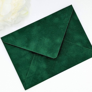 Hunter Green Velvet Envelopes, A7 Euro Flap Wedding Envelopes, 5.25 x 7.25 Inner Envelopes, Emerald Green Envelopes, Holiday Card Envelope