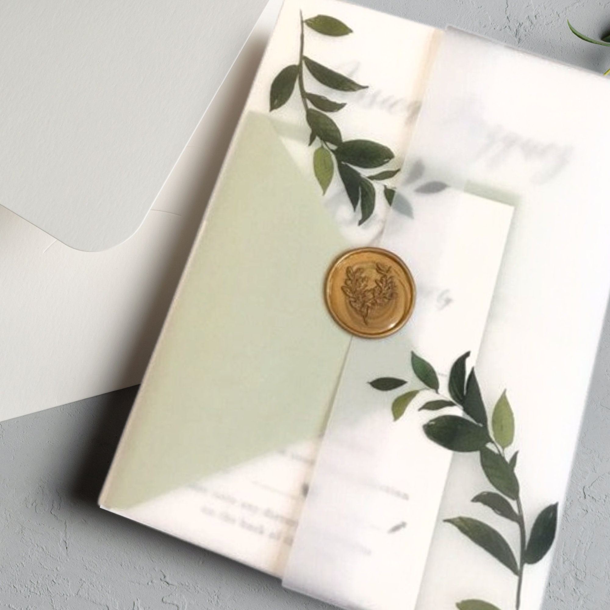  Luxury Gold Foil Floral Vellum Paper with seal, Pre-Folded Vellum  Jackets for 5x7 Invitations, Wedding Invitations Wrap Liners for DIY Photos  Postcards Scrapbook. : Handmade Products