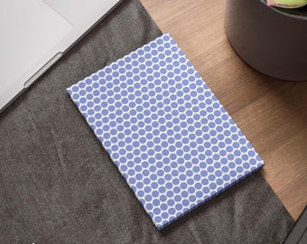 Post-it-notities met stippen: pastelblauwe herinneringsblokjes