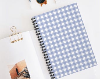 Notitieboek met blauwe gingham-spiraal: 6 x 8" gelinieerd papier