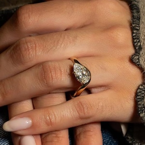 18kt Yellow Gold Pear Lab Diamond Engagement Ring Solitaire Wedding Ring Gift For Women Anniversary Ring Lab Diamond Pear Ring Curved Ring