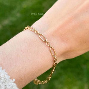 18kt Yellow Gold Paper Clip Chain Bracelet Oval Link Chain Minimalist Dainty Designer Jewelry lobster Clasp Chunky Bracelet Gold Bracelet