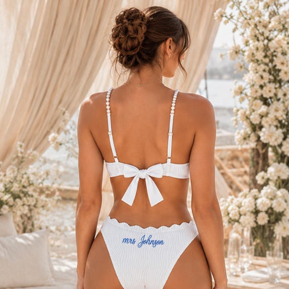Custom Embroidered Bride Bikini Set with Pearls, Summer Beach Bride Gift, Honeymoon Gift Swimsuit, Personalized Bridal Shower, Bachelorette
