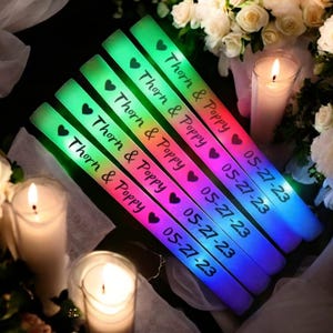 Bastoncini di schiuma luminosi a LED: bastoni luminosi personalizzati per feste ed eventi