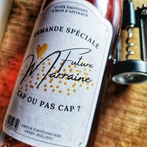 Étiquette de Bouteille de Vin - Demande de marraine