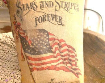 Americana Flag Pillow Tuck: Vintage Stars & Stripes Ornie