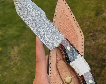 12 inch Damascus Steel Hunting Knife: Full Tang Honeycomb Handle, Leather Sheath