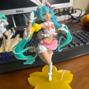 Miku Anime Figure, Hatsune Miku Anime Figure, Kawaii Pvc Model Doll , 23cm Anime-Inspired Vocaloid Bunny Girl Figure, Ornament Toy