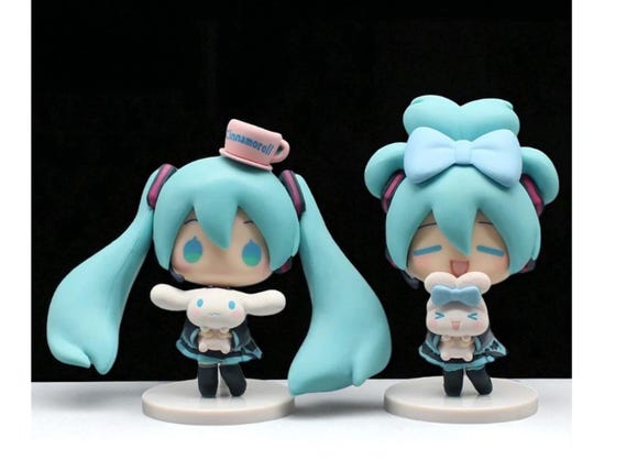 Hatsune Miku Anime Figurine, Hatsune Miku Statue, Anime Action Figure, Anime-Inspired Kawaii Girl Figurine with Bunny Plush, PVC Model Doll