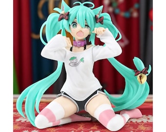 Anime Miku Action Figure, 12CM Cute Anime Girl PVC Figure , Kawaii Style Desktop Model Toy, Collectible Doll for Fans, Birthday Gift Idea