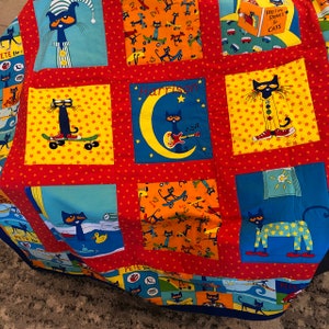 Pete the Cat Quilt - Choose fabrics and images - Two Sizes 37 X 42 or 46 x 62 - Pete the Cat Blanket - Boy or Girl - Pete the Cat Bed