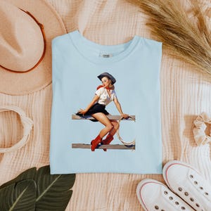 Pinup Girl Cowgirl T-shirt, Western Style Tee, Vintage Cowgirl Shirt, Retro Pinup Girl Top, Country Western Apparel