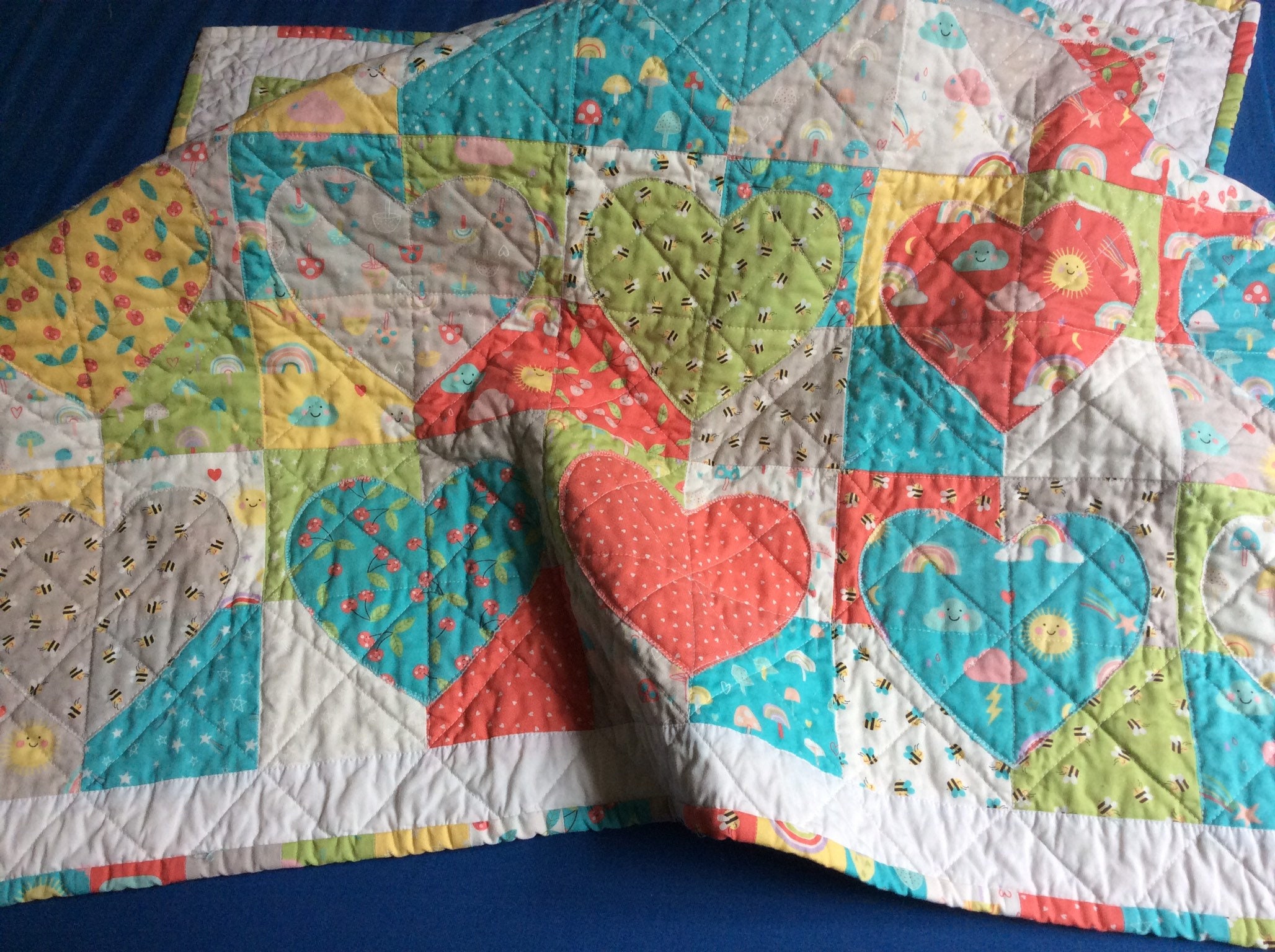 Heart appliqué patchwork baby quilt handmade quilted baby Etsy.de