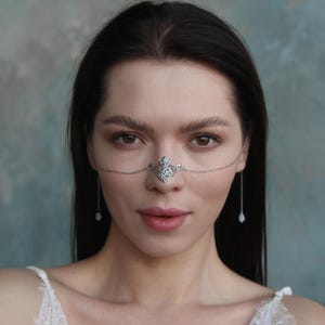 Gothic Face Chain, Baroque Nose Chain Jewelry, Fantasy Statement Face Accessory, Medieval Festival Headpiece, Dark Aesthetic Jewelry