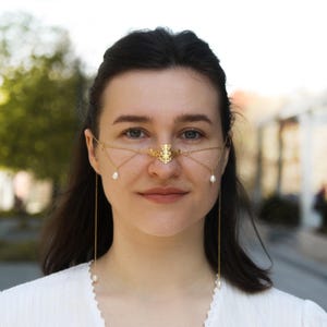 Boho Face Chain with Teardrop Crystal or Pearl Pendants, Trendy Nose Chain Jewelry, Festival Face Accessory, Rave Jewelry, Gothic Face Chain