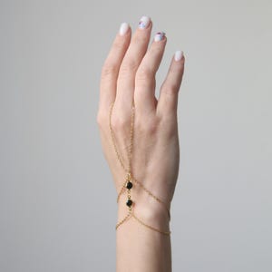 Handkette Armband mit Ring für Frauen, Kristall Slave Armband, Boho Finger Harness Schmuck, Sommer Hand Schmuck Geschenk für Freundin