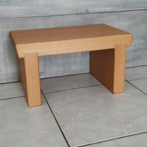 Japanese style step stool