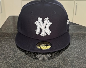 帽子 New Era Vintage Custom Jewelry Cap Custom Pearl New Era Fitted Cap - Etsy