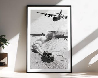 Impresión enmarcada del Lancia Delta Integrale / Arte de aviación del C-130 Hércules / Arte automotriz en blanco y negro / Fotografía cinematográfica / Impresión de bellas artes